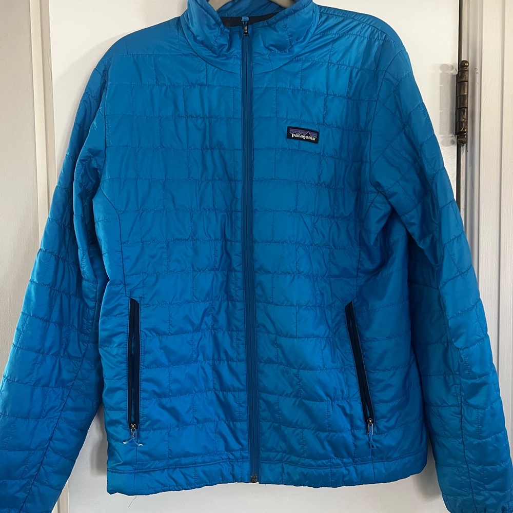 Ships immediately! Men’s Blue Patagonia Nano Puff- great condition